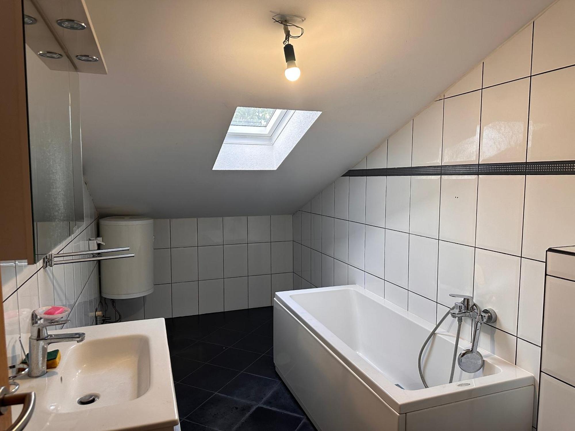 Rooms Near The Airport Сараево Экстерьер фото