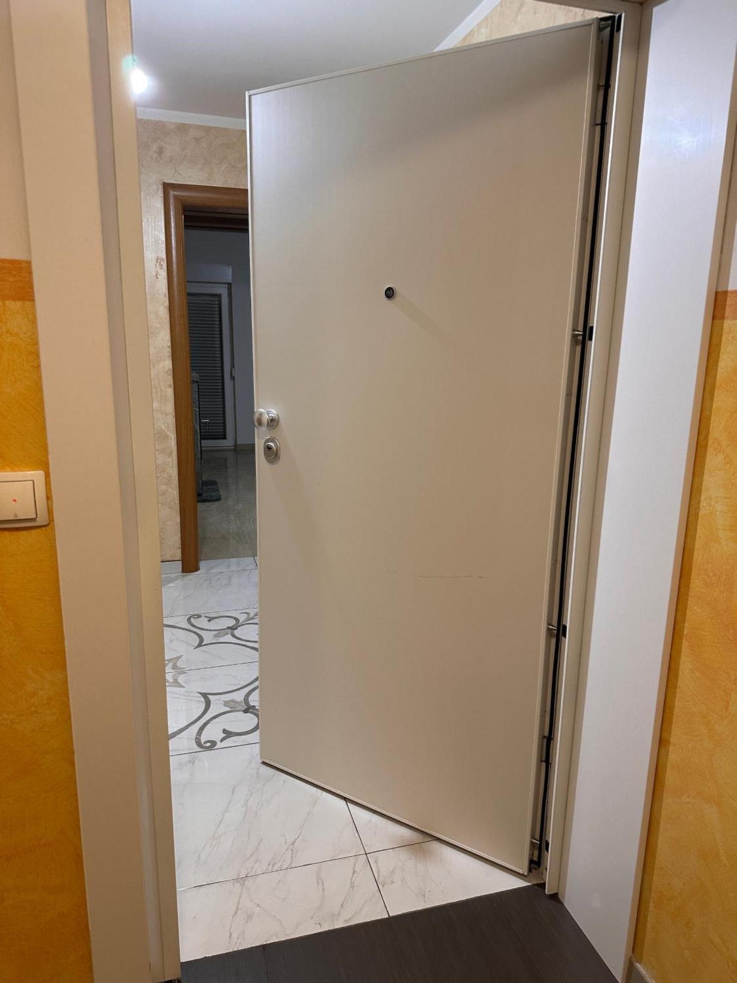 Rooms Near The Airport Сараево Экстерьер фото